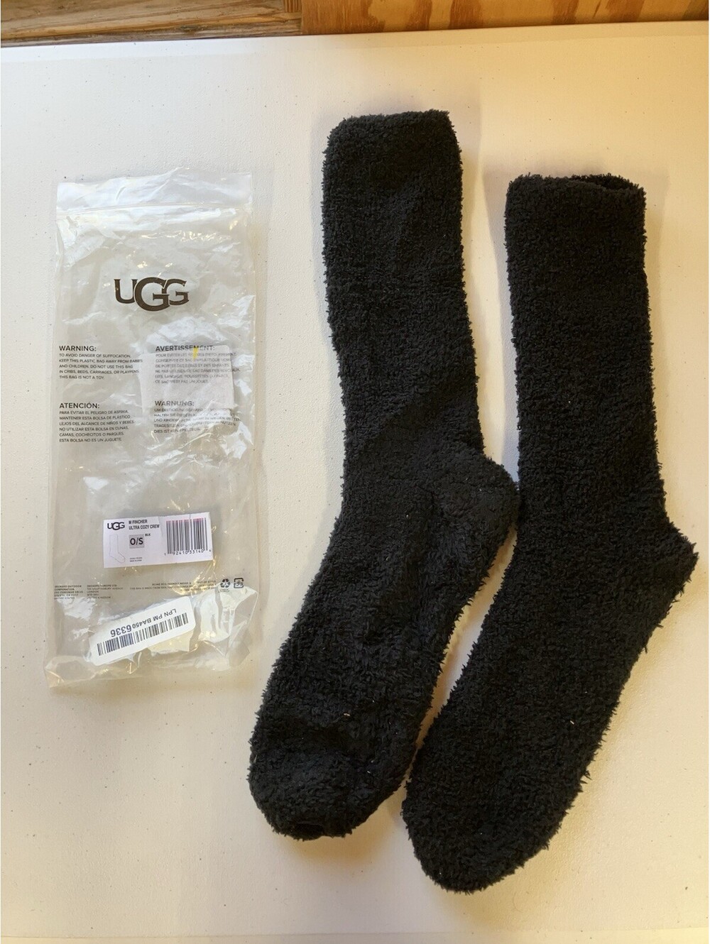 UGG Fincher Ultra Cozy Black Socks Adult OS